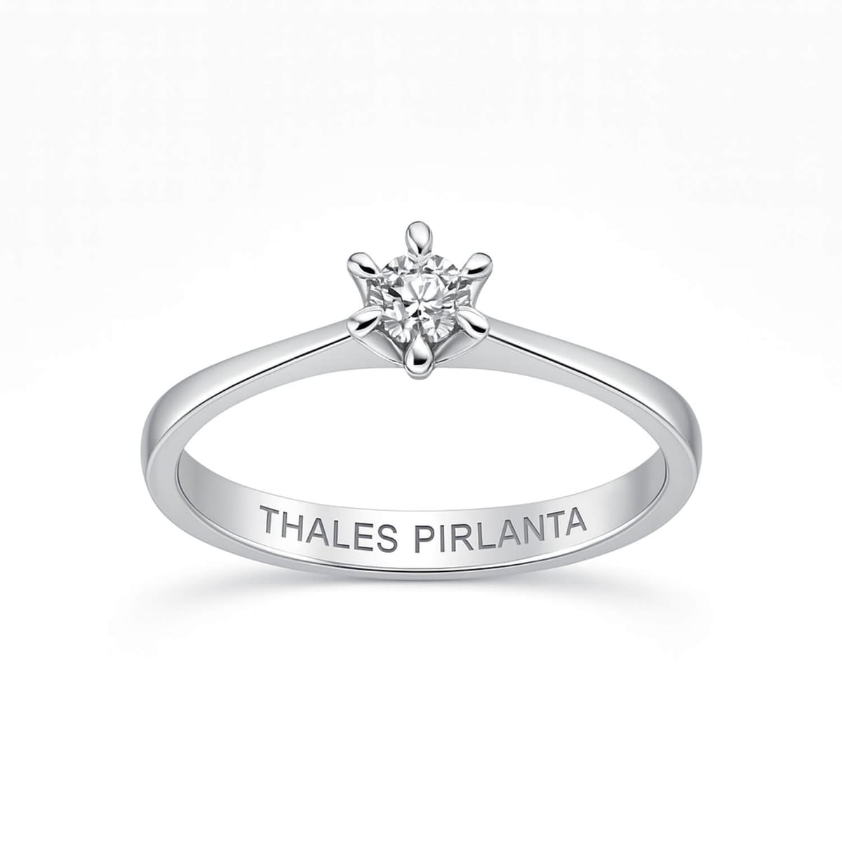 Altı Tırnaklı Tektaş Yüzük Klasik Mi Modern Mi Sayılır?